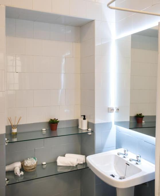 Apartment Mosaic Giralda Sevilla Kültér fotó